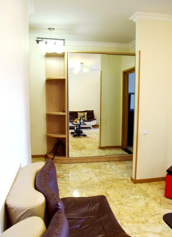 Apartamento Tbilisi Tower 3 Exterior foto