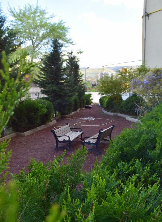 Apartamento Tbilisi Tower 3 Exterior foto