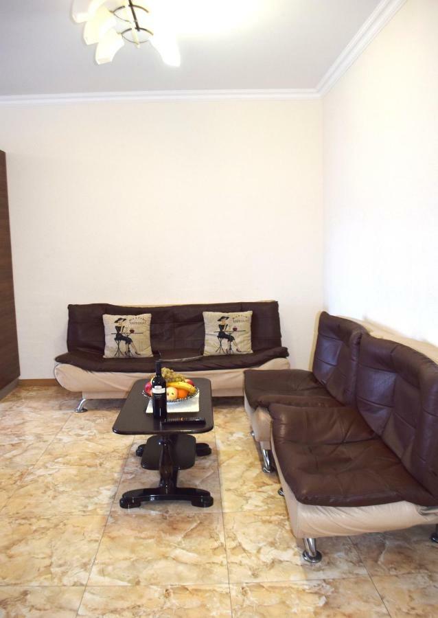 Apartamento Tbilisi Tower 3 Exterior foto