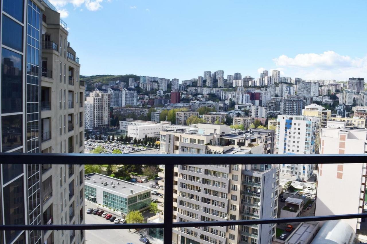 Apartamento Tbilisi Tower 3 Exterior foto