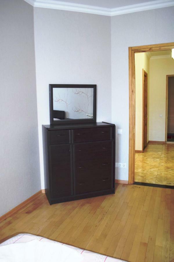 Apartamento Tbilisi Tower 3 Exterior foto