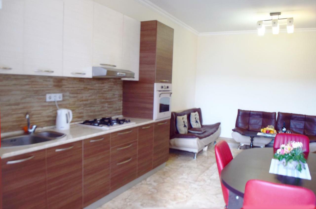 Apartamento Tbilisi Tower 3 Exterior foto