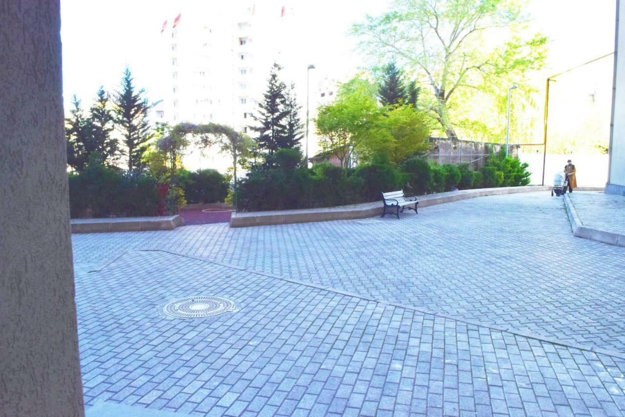 Apartamento Tbilisi Tower 3 Exterior foto